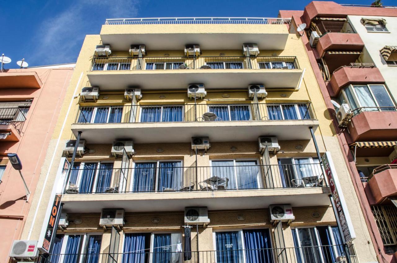 Pension Pardo Benidorm Dış mekan fotoğraf